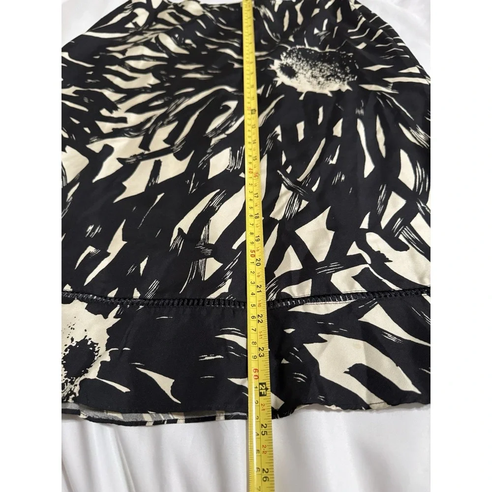 The Limited Silk Skirt Women's Size 4 Black & Cream‎ Floral Geometric Artsy